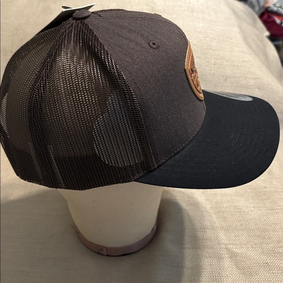 Ariat Shield Logo Patch SnapBack Hat - Picture 3 of 8